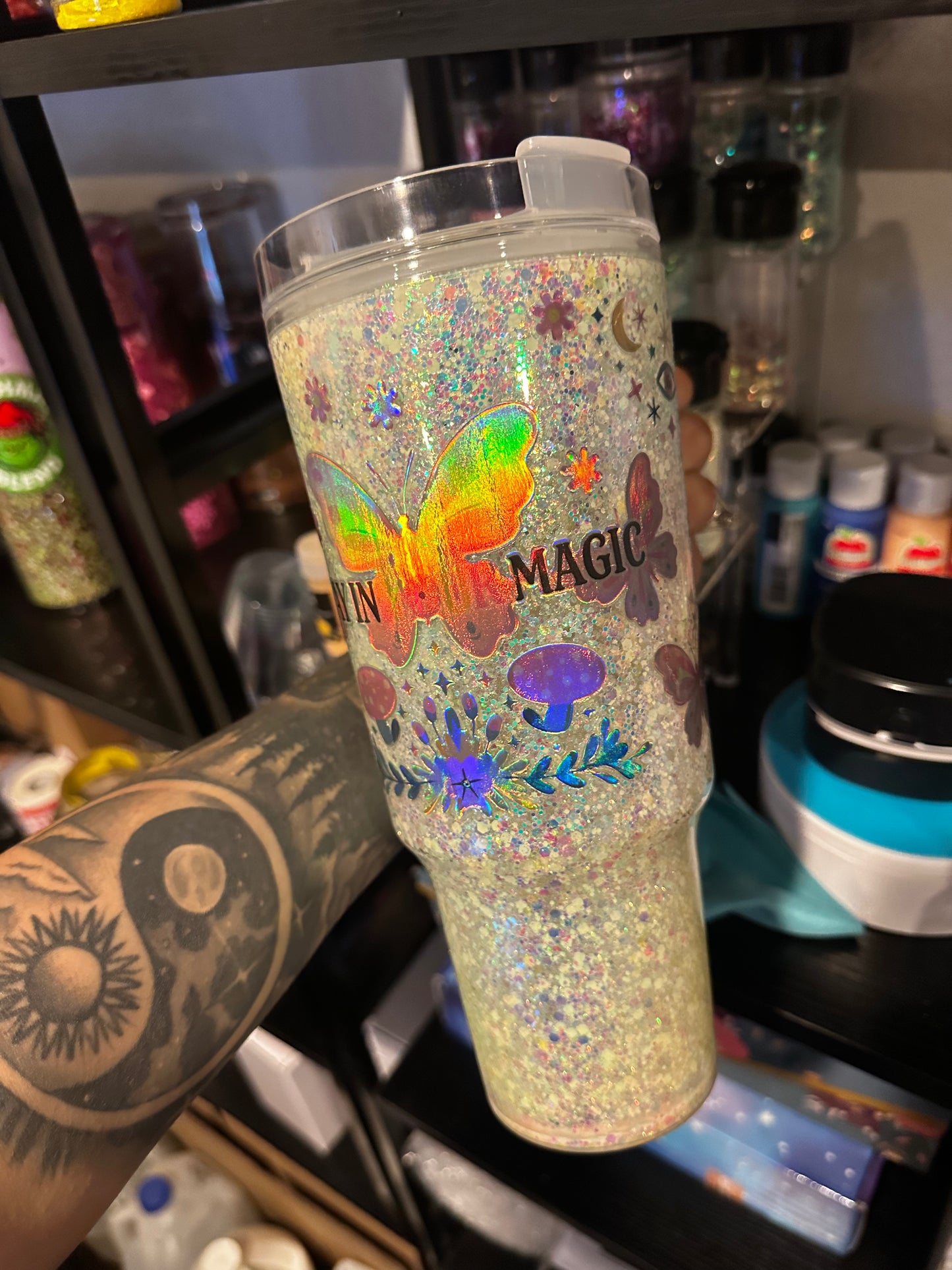 30 oz STAY IN YOUR MAGIC GLOW
