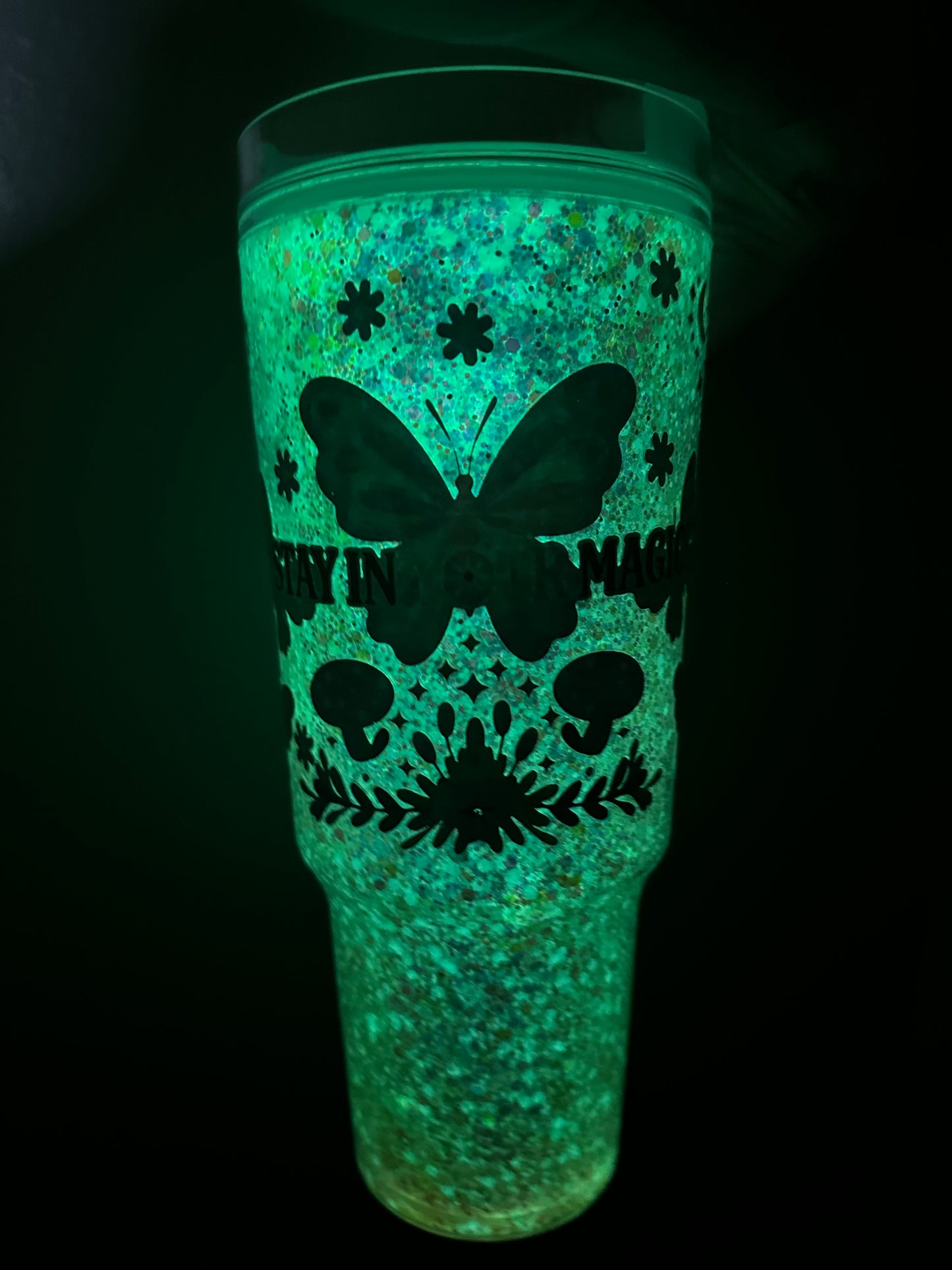 30 oz STAY IN YOUR MAGIC GLOW